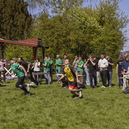 Junge Aktive bei der Tafel Jugend Olympiade